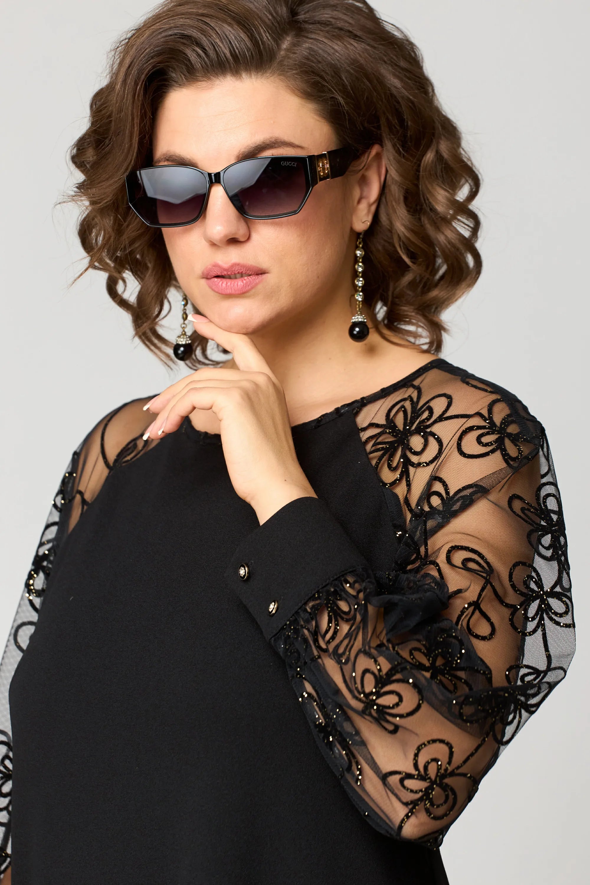 Edyth – Elegantní krajkové šaty